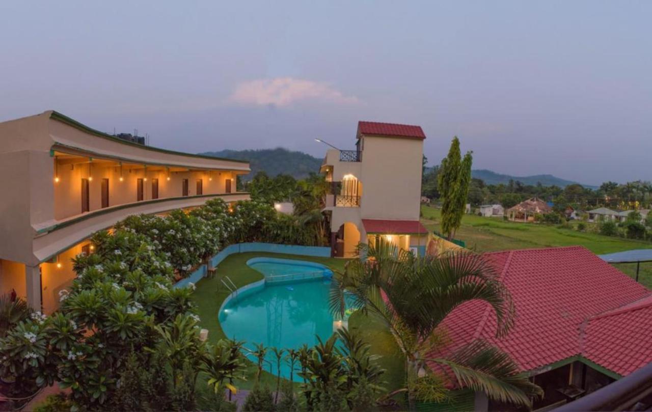 Corbett Ambience Resort Rāmnagar Exterior foto
